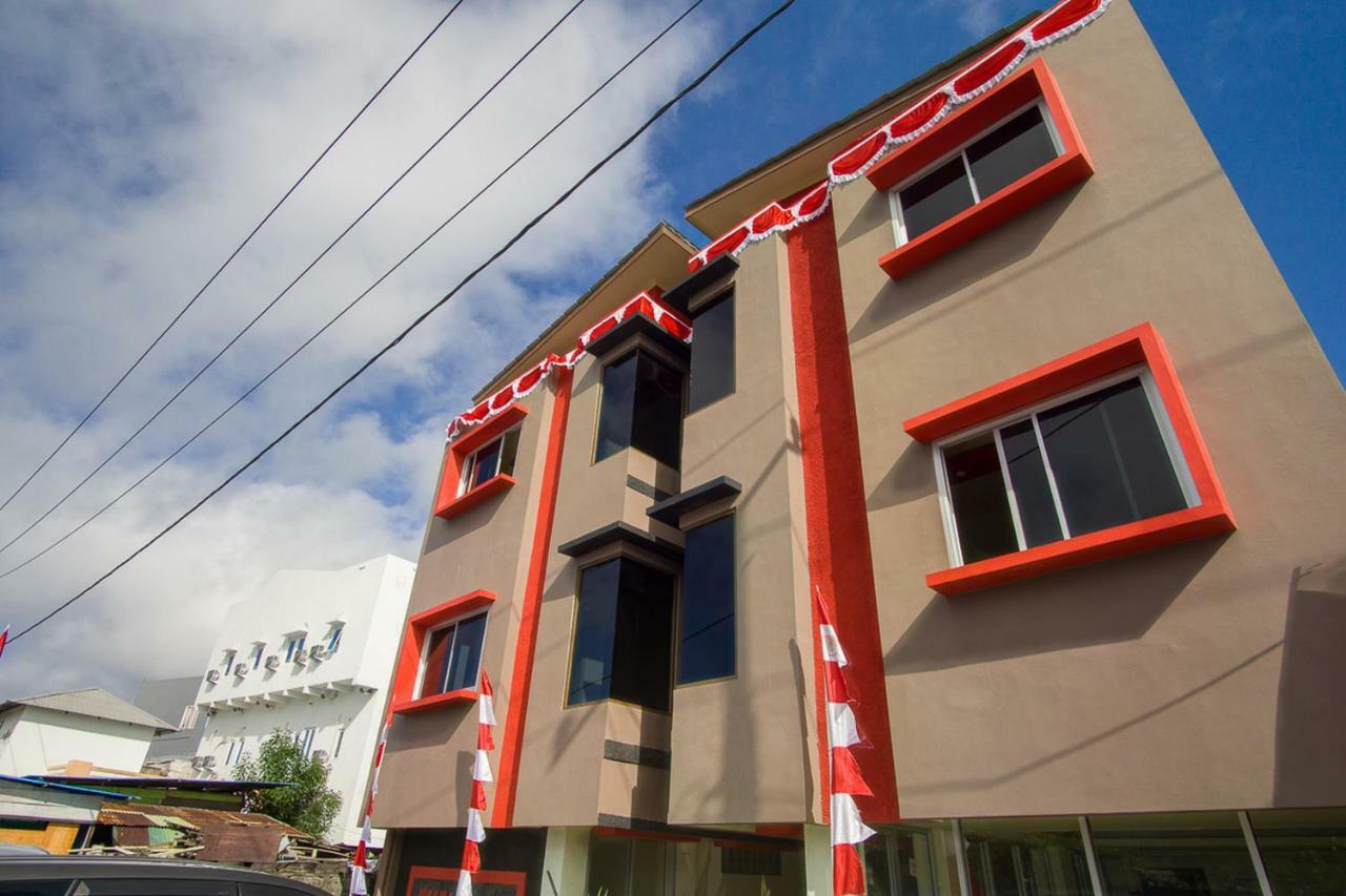 Hotel Reddoorz Near Taman Kota Ternate Exteriér fotografie